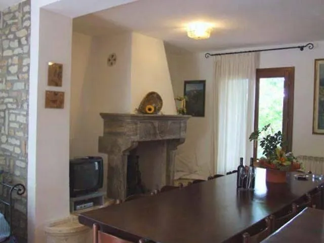 Il Castagno Sassetta