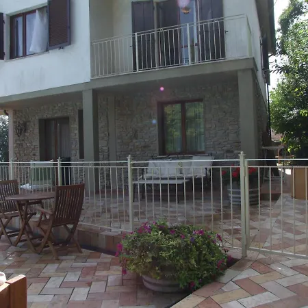 Il Castagno Sassetta